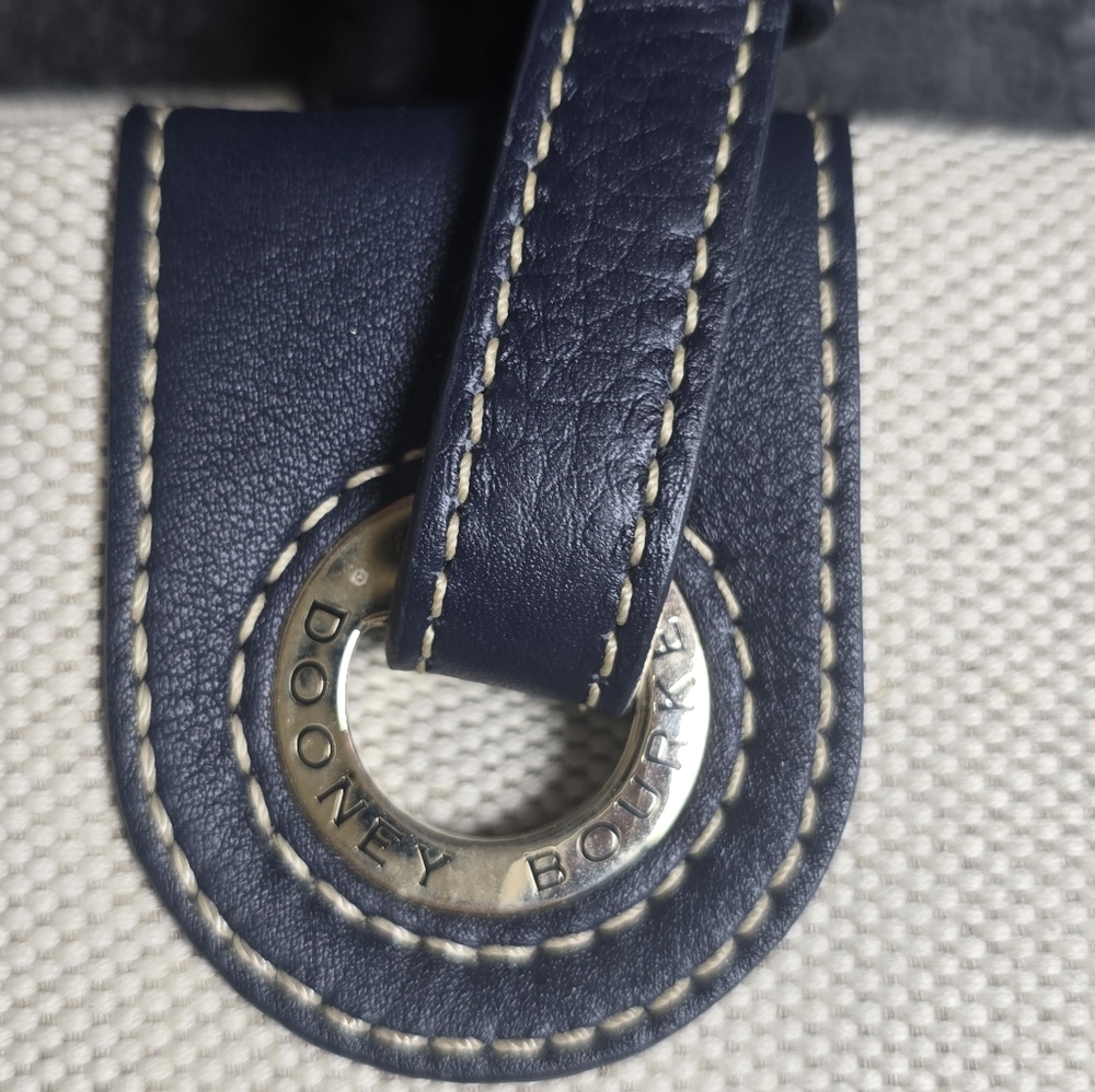 Dooney and Bourke Nylon Leather Shopper Tote Bag Lined Handles Large - Picture 2 of 15